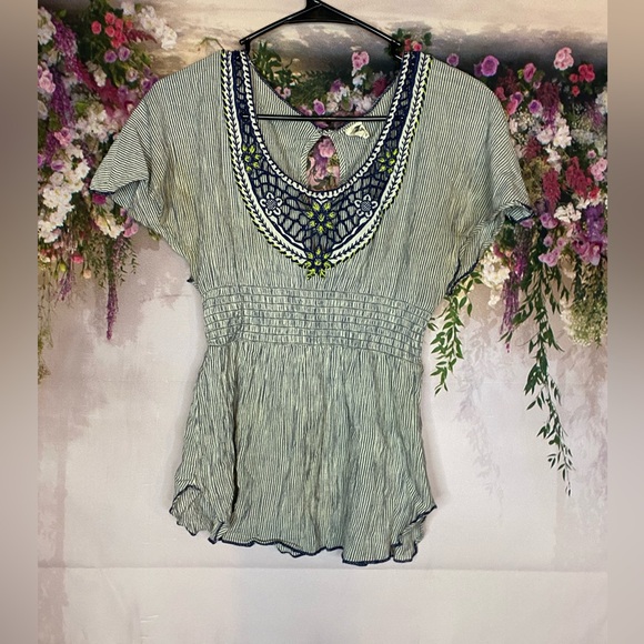 Free People Tops - Free People Smocked Waist Blouse Top Shirt Size 4